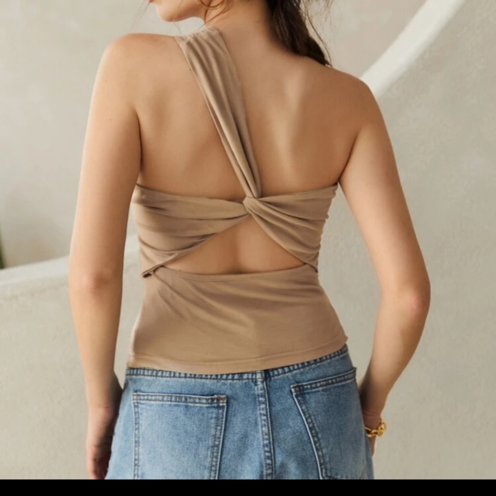Nude one shoulder top - Picture 3 of 5